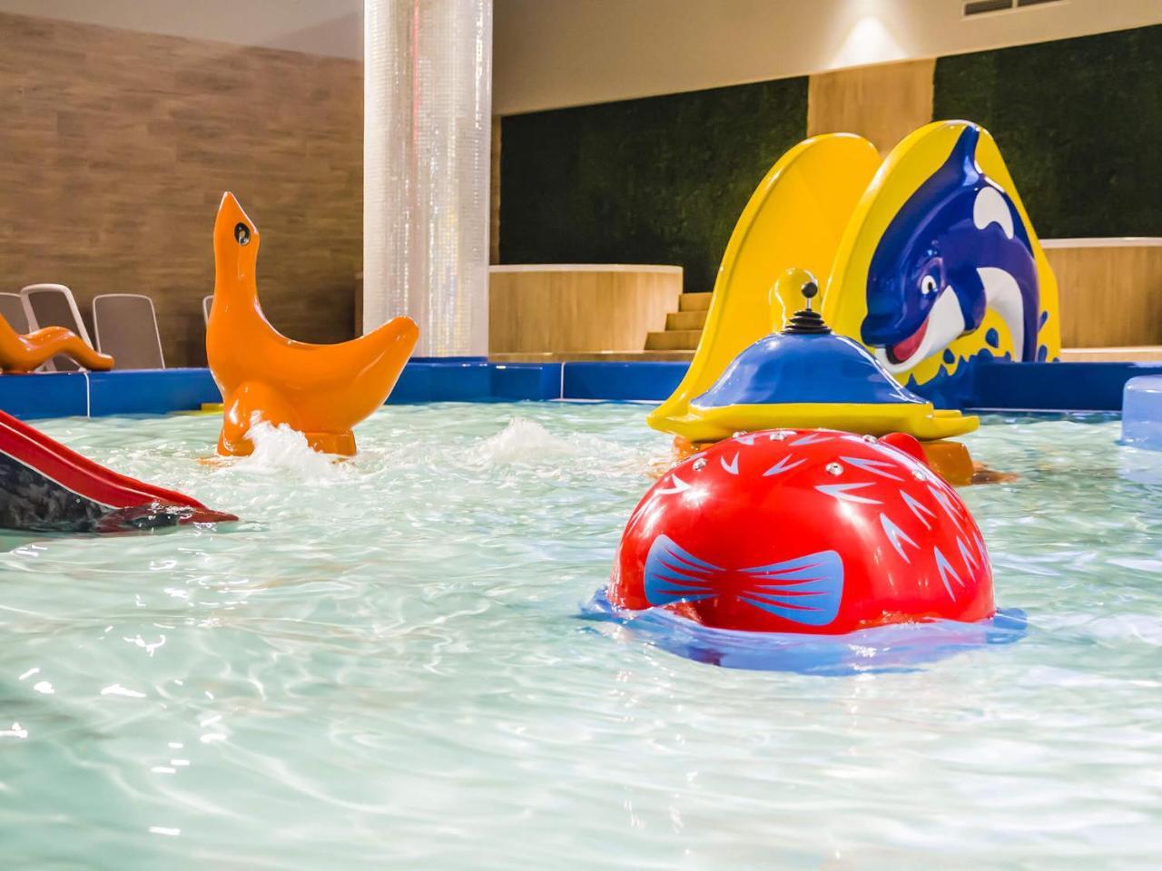 Vacationclub - Baltic Park Molo Apartament D305 シフィノウイシチェ エクステリア 写真